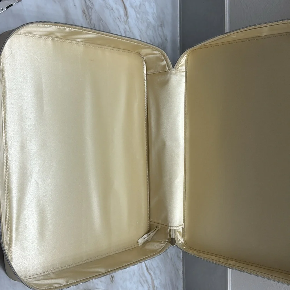 Lancôme Gold‎ Travel Case Limited Edition empty